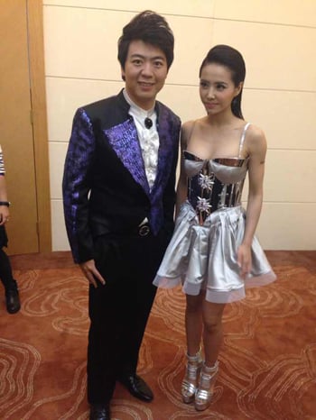 郎朗QQ音樂年度盛會榮獲兩項大獎 携手周杰倫華麗同台“天王對決”