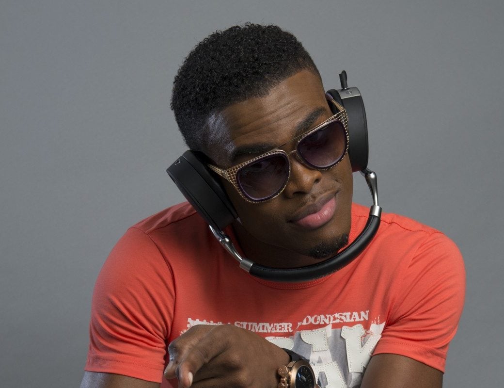 OMI at the top spot : Cheerleader is this week's number 1!