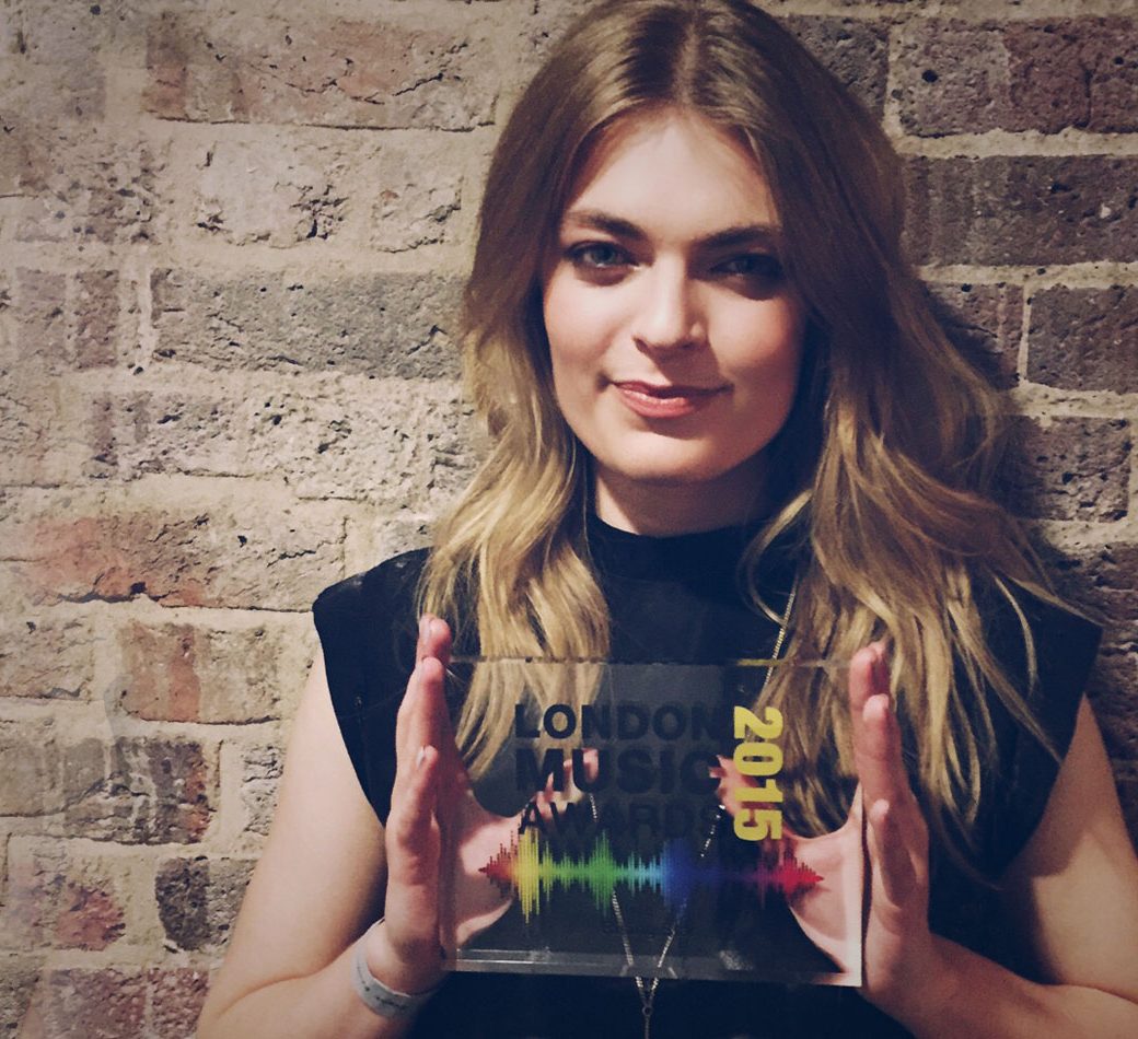Laura Doggett wins Rising Star Award at the London Music Awards 2015