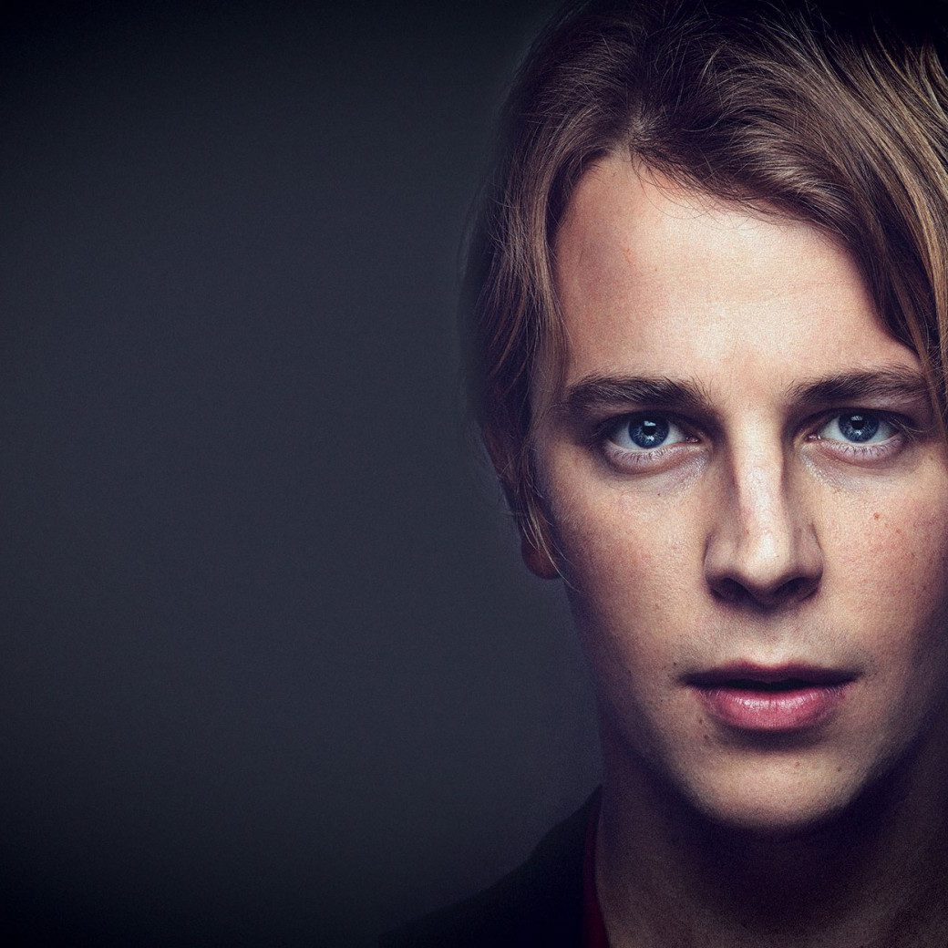 Tom Odell performs ‘Magnetised’ on The Late Late Show with James Corden
