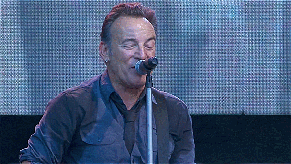 VIDEO OF THE WEEK: BRUCE SPRINGSTEEN & THE E-STREET BAND – ‘YOU NEVER CAN TELL’