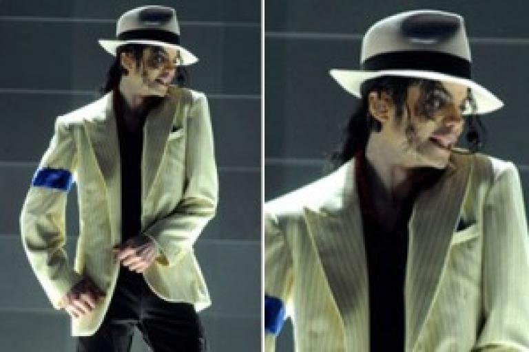 ……………..EU AMO MJ…………….