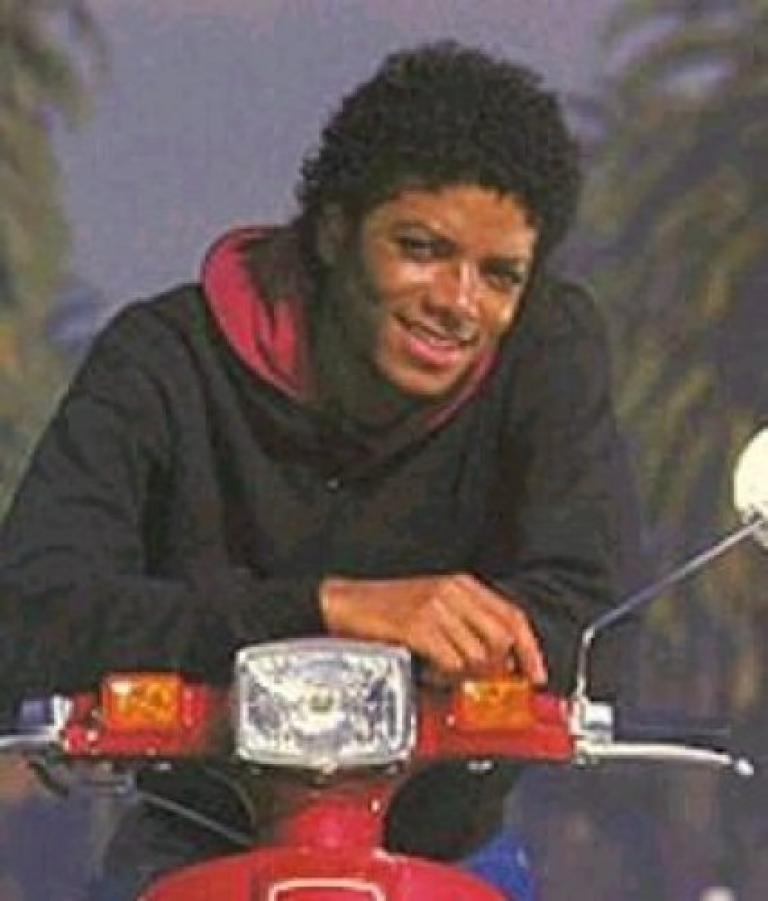 One of my favorite MJ pics…