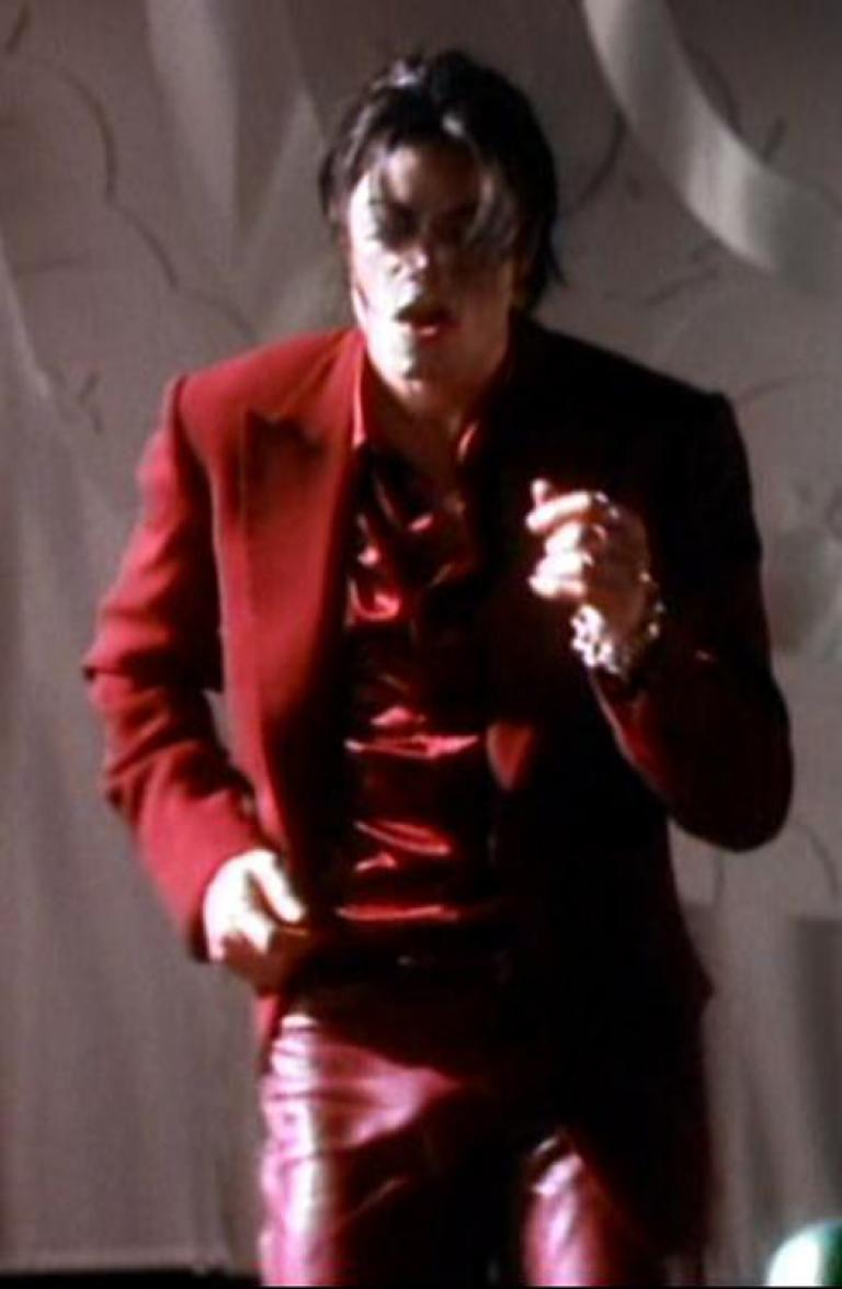 Michael jackson blood on the dance