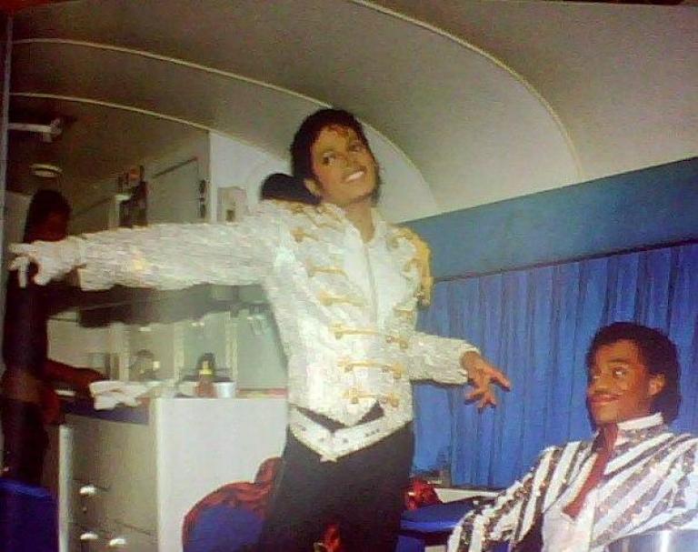 Michael on Tour Bus - Michael Jackson Official Site