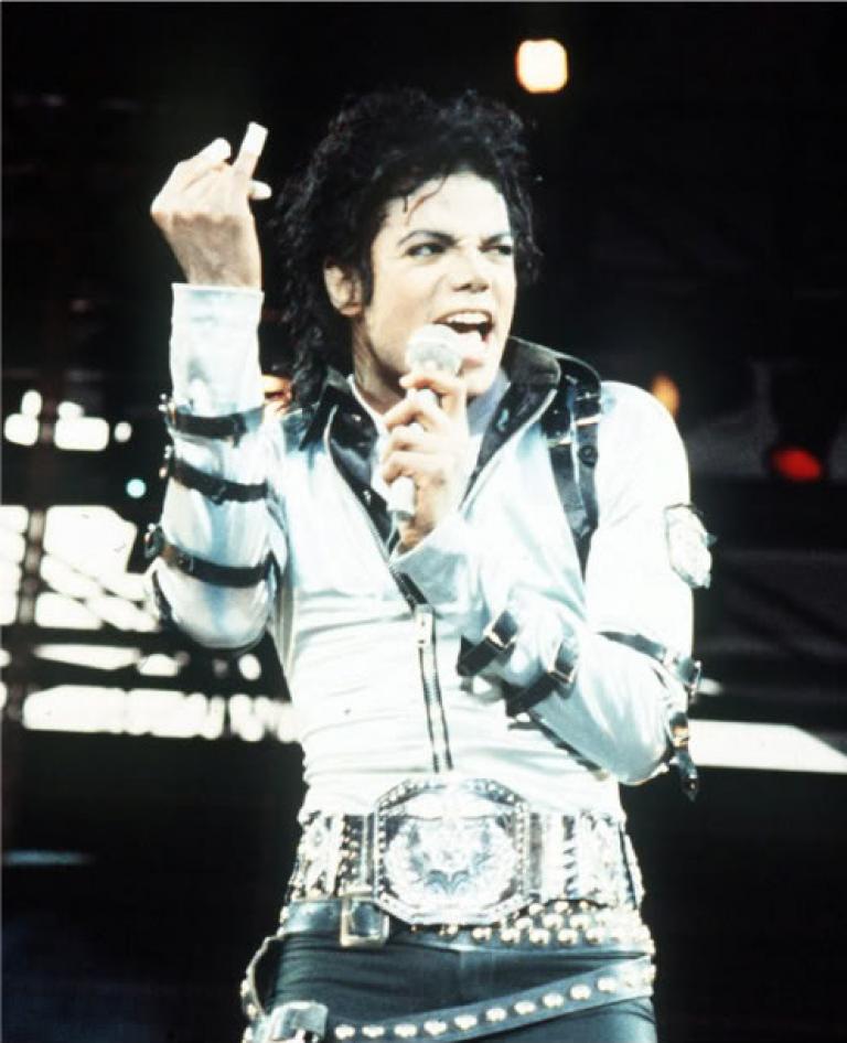 I LOVE BAD TOUR PICTURES!!!