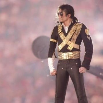 Michael Jackson in the 1993 Super Bowl Halftime Show - Michael Jackson ...
