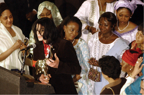 Photo of the Day: Michael Jackson and the African Ambassadors’ Spouses Association 2004