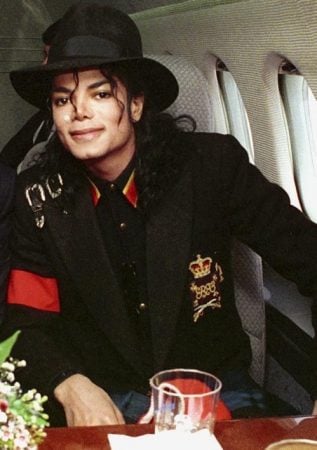 Book Your MJ Birthday Trip To Michael Jackson ONE - Michael Jackson ...