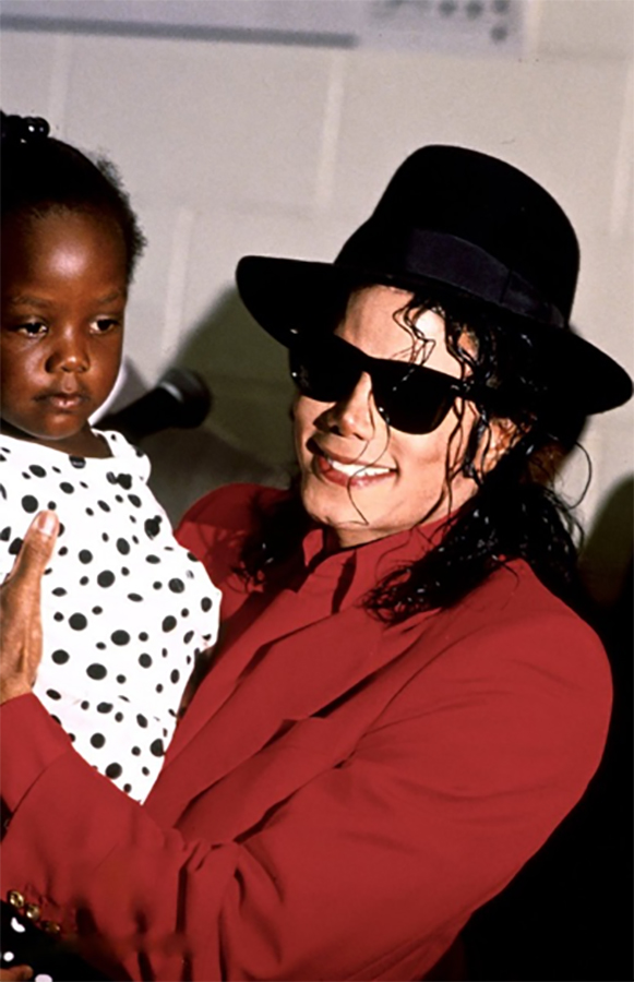 MJ Supported The Los Angeles Youth Sports & Art Foundation