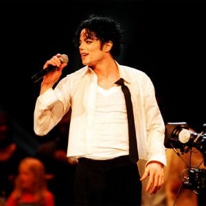 Michael Jackson Performed “Earth Song” On The Popular German TV Show “Wetten, Das”