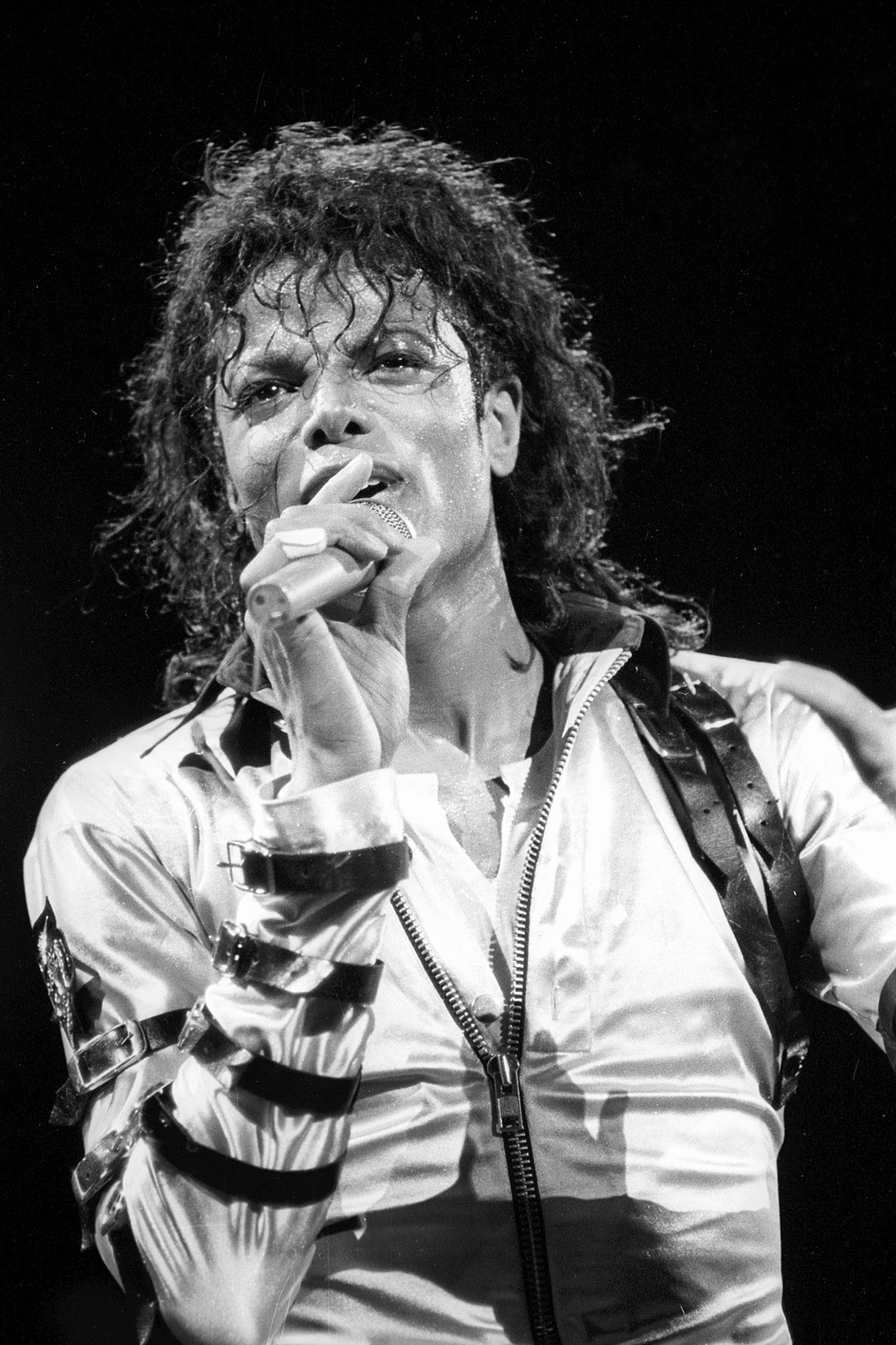 Bad Tour - Michael Jackson Official Site