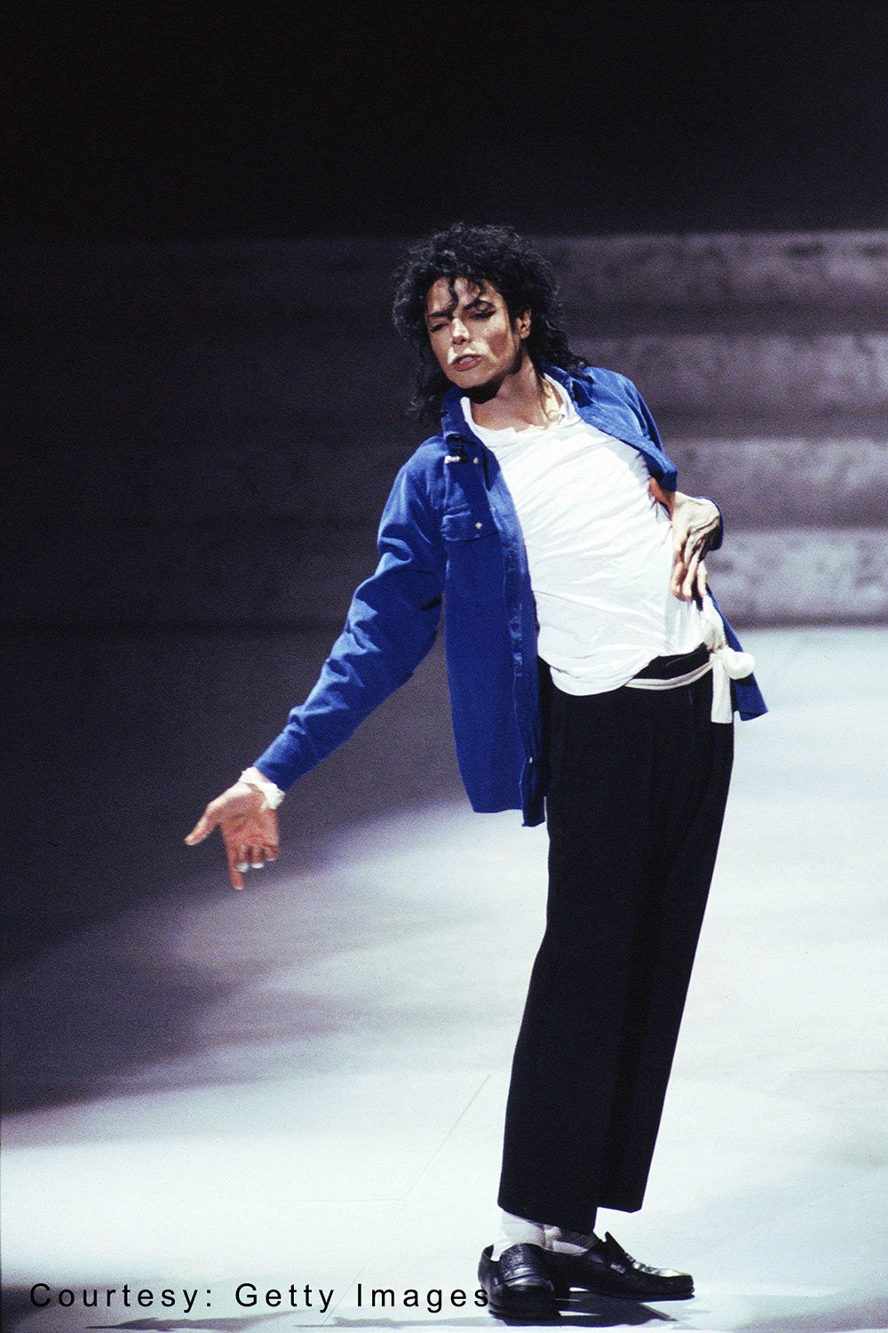 Michael Jackson performs The Way You Make Me Feel and Man In The Mirror at GRAMMY Awards March 2, 1988