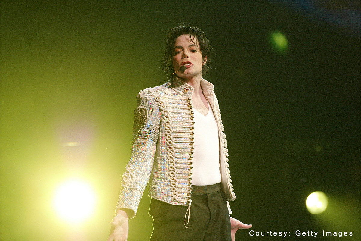 Michael Jackson Performing 