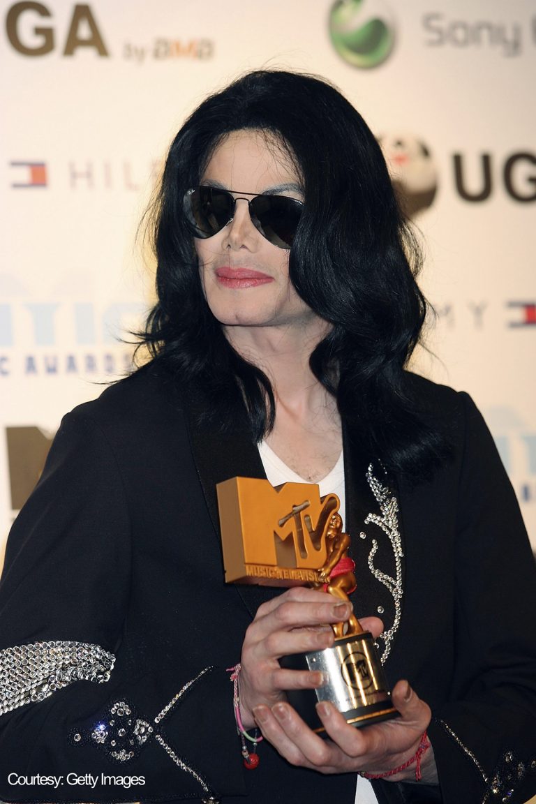 Michael Jackson Receives Legend Award At 2006 MTV Video Music Awards ...