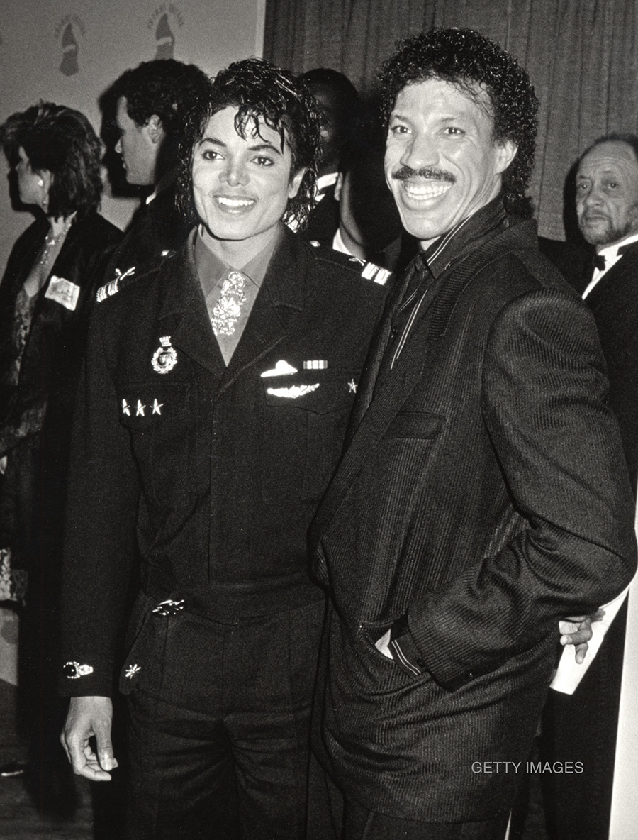 Michael Jackson and Lionel Richie attend the 28th Annual GRAMMY Awards on February 25, 1986 at the Shrine Auditorium in Los Angeles, California.