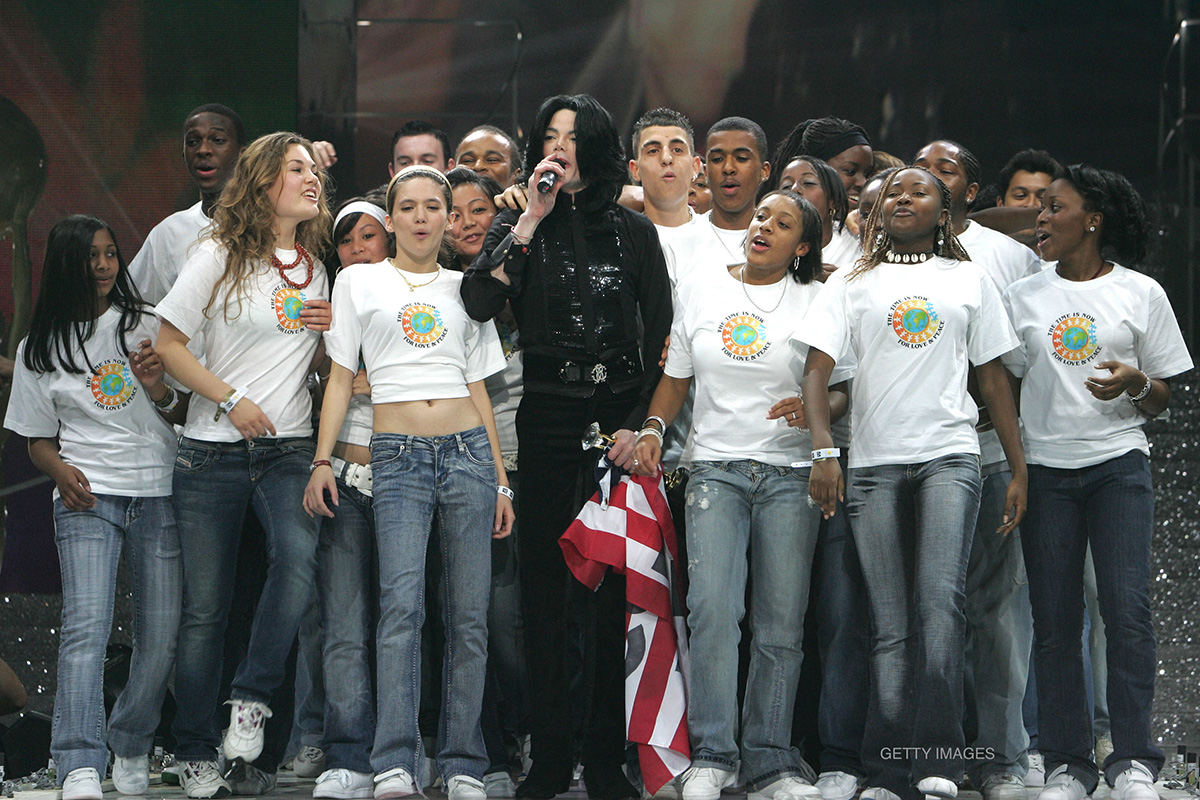 Michael Jackson at World Music Awards November 15, 2006