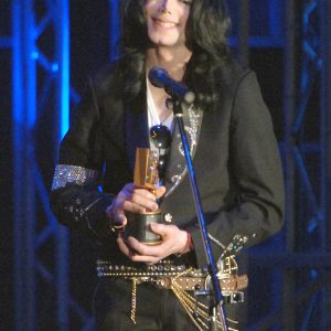 Michael Jackson receives Legend Award at 2006 MTV Video Music Awards Tokyo, Japan, May 27, 2006