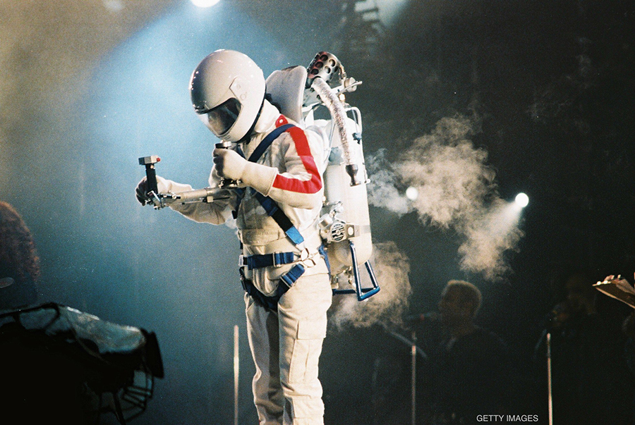 Michael Jackson's Iconic Jet Pack Exit On Dangerous Tour - Michael ...